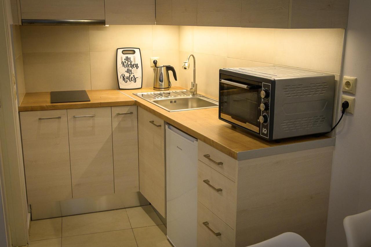 Uni Island - City Center Suites Héraklion Extérieur photo