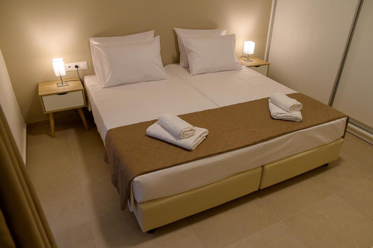 Uni Island - City Center Suites Héraklion Extérieur photo