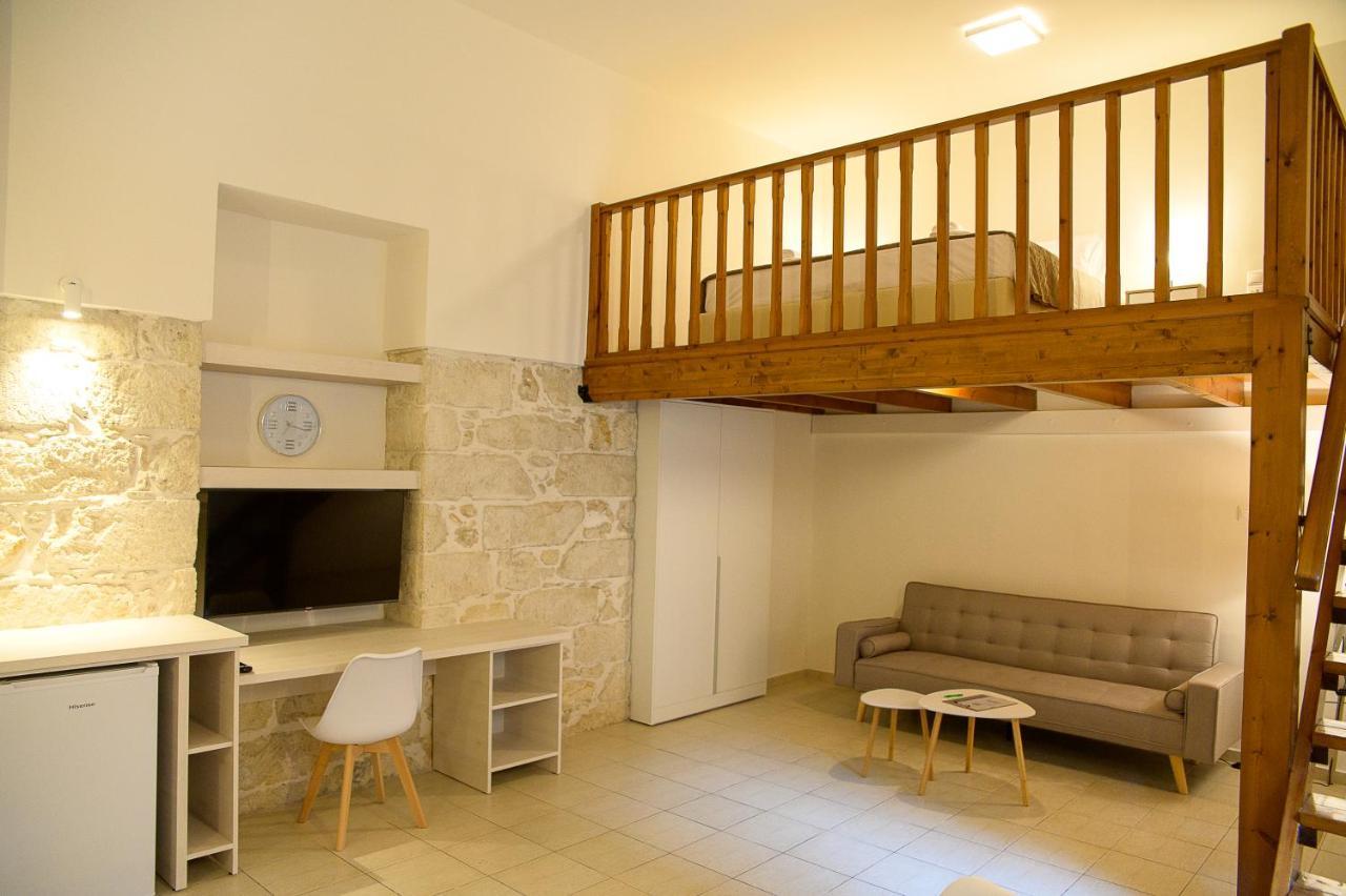 Uni Island - City Center Suites Héraklion Extérieur photo