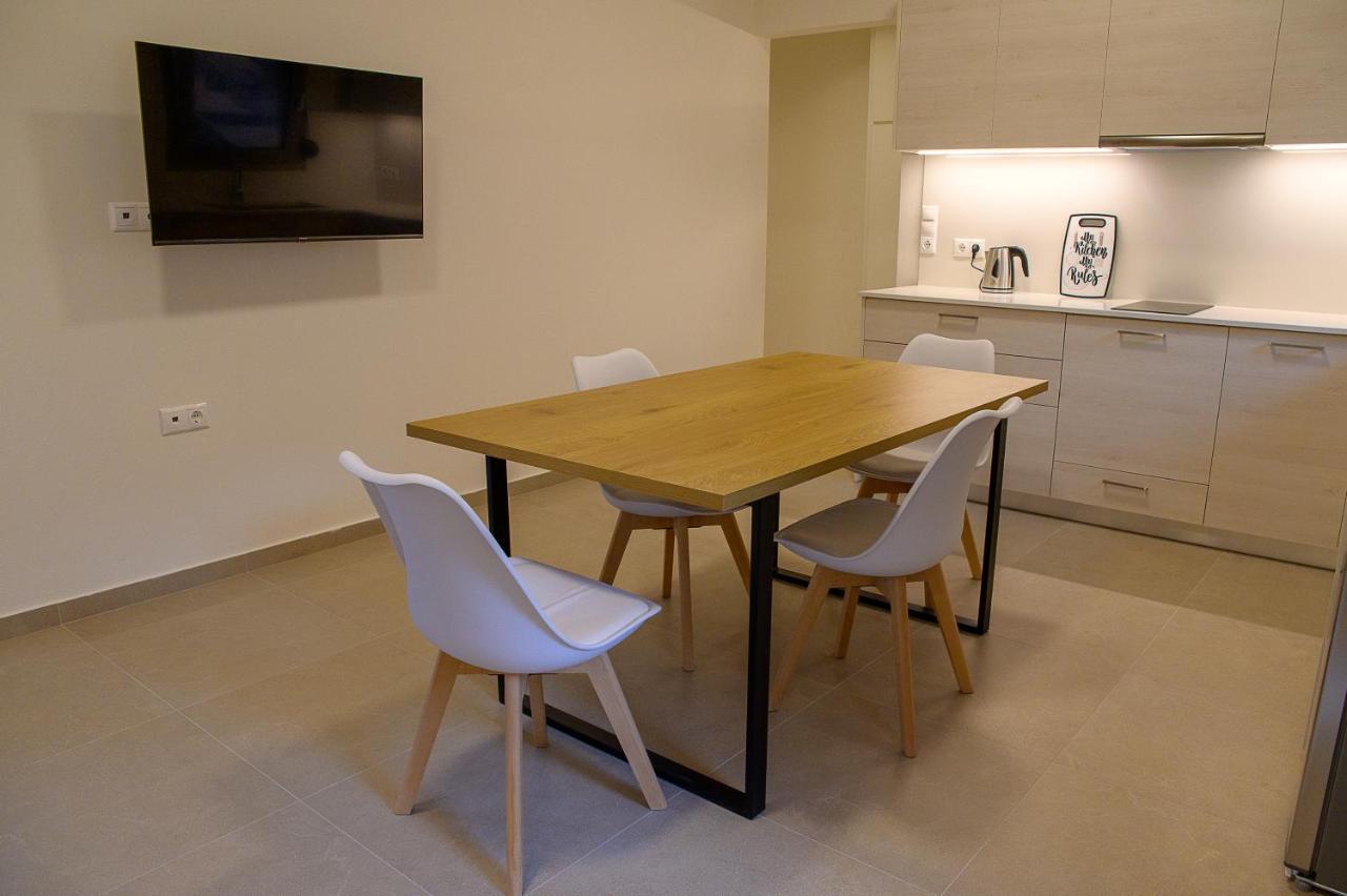 Uni Island - City Center Suites Héraklion Extérieur photo